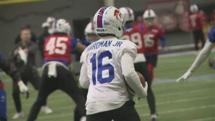 Unveiling The Gridiron Prowess Of Mecole Hardman Sr.: Speed, Agility, And Impact